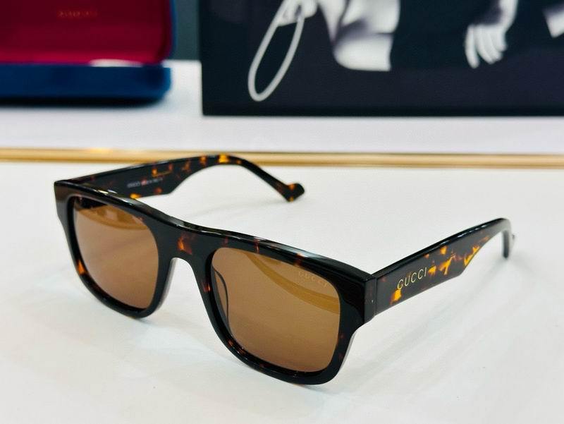 Gucci Sunglasses 901